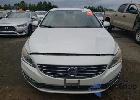 2014 Volvo S60 T5 из США, поврежденный, VIN YV1612FS6E2293792